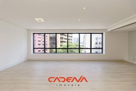 5_photo/94dce429a3.ee31d1fd9df23408-ATLAS-fe0f9e43-7d48-4f1b-ba2b-f30fa2735fd8.jpg de apartamento para alugar com 3 quartos, 223m² em Cabral, Curitiba