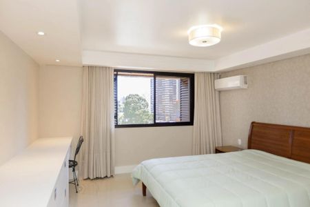 2_photo/94dce429a7.e6f02a1e96aef2b1-ATLAS-0b778ce5-d518-4357-8f1c-df06b670604b.jpg de apartamento à venda com 4 quartos, 240m² em Cabral, Curitiba