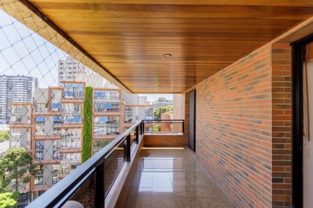 7_photo/94dce429a7.e6f02a1e96aef2b1-ATLAS-29081dd0-3a14-49f2-b455-13a1e3fdb056.jpg de apartamento à venda com 4 quartos, 240m² em Cabral, Curitiba