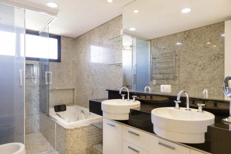 8_photo/94dce429a7.e6f02a1e96aef2b1-ATLAS-2a00cb65-505c-454e-aea6-1a568779f2c6.jpg de apartamento à venda com 4 quartos, 240m² em Cabral, Curitiba