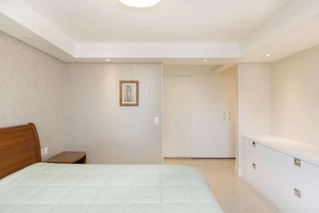 18_photo/94dce429a7.e6f02a1e96aef2b1-ATLAS-6131c0fc-1637-4c20-bb6d-4fd43cb97093.jpg de apartamento à venda com 4 quartos, 240m² em Cabral, Curitiba