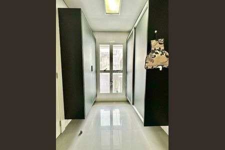 7_photo/94dce429b5.3807bdff4098a5aa-ATLAS-19cae0b4-1861-4f49-a504-257c4ba3fecb.jpg de apartamento para alugar com 3 quartos, 176m² em Cabral, Curitiba