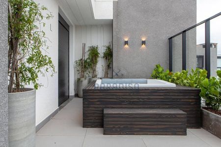 77_photo/94dce429c9.4f92f2d4bfa74081-ATLAS-cf16e98d-cfdf-4648-8a52-41dfd89cf935.jpg de apartamento para alugar com 4 quartos, 266m² em Cabral, Curitiba