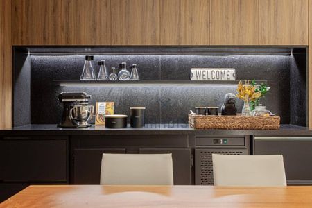 25_photo/94dce429c9.4f92f2d4bfa74081-ATLAS-d51c985c-8c1a-4779-8de7-1af4f1f13fdd.jpg de apartamento para alugar com 4 quartos, 266m² em Cabral, Curitiba