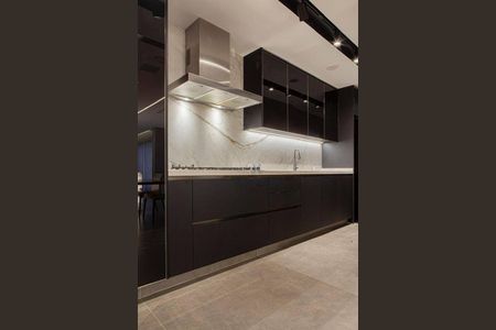 83_photo/94dce429c9.4f92f2d4bfa74081-ATLAS-e3859128-c716-4df6-9895-1f686e42323f.jpg de apartamento para alugar com 4 quartos, 266m² em Cabral, Curitiba