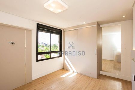 32_photo/94dce429c9.7a9b13349633cdce-ATLAS-76ecce36-8d66-4624-bdfe-a6784e09bc2c.jpg de apartamento à venda com 3 quartos, 90m² em Cabral, Curitiba