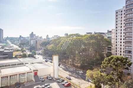 13_photo/94dce429c9.ba8932bd5700b871-ATLAS-69e6b9e1-ca99-4f5e-a931-af9845a4c82d.jpg de apartamento à venda com 2 quartos, 72m² em Cabral, Curitiba