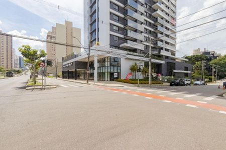 8_photo/94dce429e9.826a8383b84260d5-ATLAS-e146fc94-e976-4f45-9786-5d4dde1c9ddc.jpg de apartamento à venda com 3 quartos, 107m² em Cabral, Curitiba