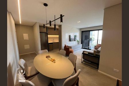 8_photo/94dce429e9.b3f91ac08fee390c-ATLAS-e5bba9e0-3246-40f0-8cc8-15aea33a0077.jpg de apartamento à venda com 3 quartos, 101m² em Cabral, Curitiba