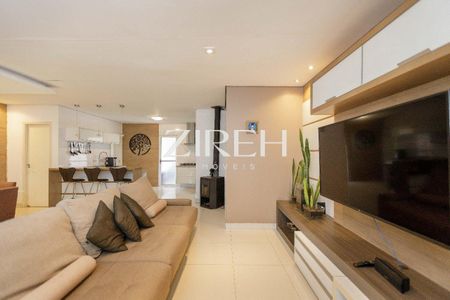 11_photo/94dce429f7.6a314c56d3e4f9ad-ATLAS-5278a0d9-e4a9-4301-be09-3183e6ccfc67.jpg de casa à venda com 6 quartos, 441m² em Cabral, Curitiba