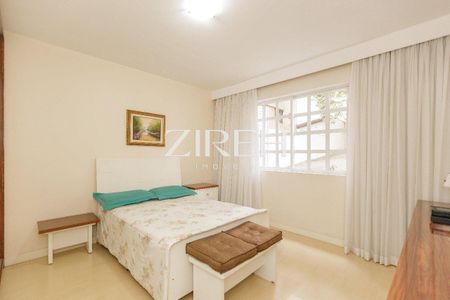 2_photo/94dce429f7.6a314c56d3e4f9ad-ATLAS-898141f3-b8e3-4e45-a83b-1d472e1d577b.jpg de casa à venda com 6 quartos, 441m² em Cabral, Curitiba