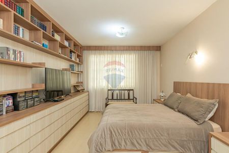 31_photo/94dce429f7.6a314c56d3e4f9ad-ATLAS-be01d5de-decb-44c1-95d3-68864cf464e7.jpg de casa à venda com 6 quartos, 400m² em Cabral, Curitiba