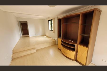 2_photo/94dce429f7.8787bc4e9c4ade39-ATLAS-cbf5bc56-03d2-44bd-b518-542bc11fcf17.jpg de apartamento à venda com 3 quartos, 104m² em Cabral, Curitiba