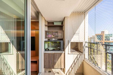 3_photo/94dce42a0d.bf34b5e831c1ae36-ATLAS-ca2d9bdb-9a0f-4d38-81b3-31e1c8f28dec.jpg de apartamento à venda com 3 quartos, 76m² em Cabral, Curitiba