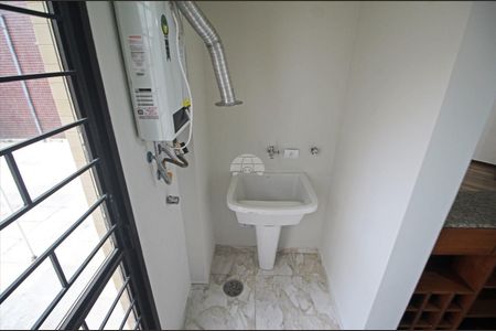 9_photo/94dce42a75.1c6cc54bd65e10e8-ATLAS-76787944-8fea-4066-b923-296e4dea2f02.jpg de apartamento para alugar com 2 quartos, 80m² em Cabral, Curitiba