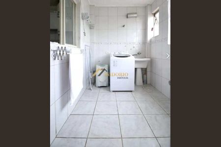 7_photo/94dce42b1d.e98a0441d5514113-ATLAS-a2b075e2-ad33-4723-87cf-ecb5663d8bfe.jpg de apartamento à venda com 3 quartos, 110m² em Bacacheri, Curitiba