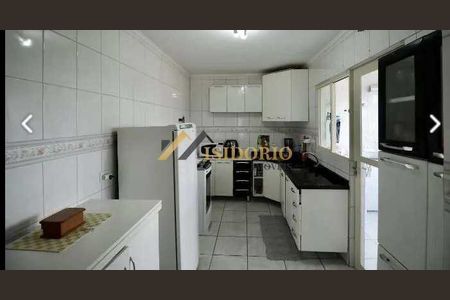 5_photo/94dce42b1d.e98a0441d5514113-ATLAS-cdfbbc2e-ac31-4a4b-82e2-e1888a8947d1.jpg de apartamento à venda com 3 quartos, 110m² em Bacacheri, Curitiba