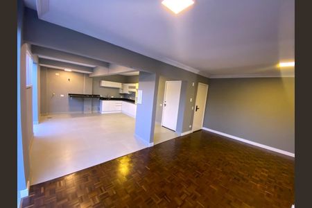 11_photo/94dce42b1f.ef9097c2fd5b064b-ATLAS-a5d25adc-c6b7-4b0f-8ea9-3466e845f7b3.jpg de apartamento à venda com 3 quartos, 132m² em Bacacheri, Curitiba