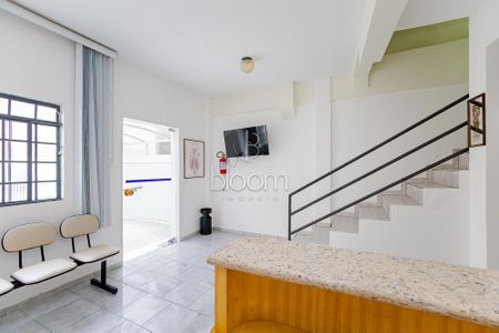 5_photo/94dce42b37.82be18ad98973cde-ATLAS-e04e0be4-047e-464e-a877-99eff9b60861.jpg de casa à venda com 0 quarto, 181m² em Cabral, Curitiba