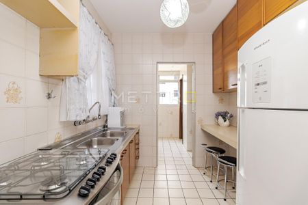 13_photo/94dce42b47.3b10a8dde4e0e880-ATLAS-92b24681-b3ce-4f58-84af-2e1bd14fbd7d.jpg de apartamento à venda com 2 quartos, 86m² em Bacacheri, Curitiba