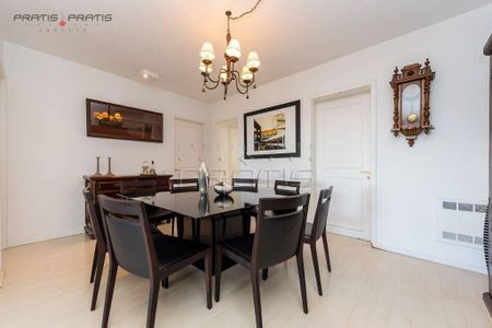 11_photo/94dce42b4f.7f39b979bf23350e-ATLAS-8c683044-2238-4cb1-8d90-8e462e6b61df.jpg de apartamento à venda com 3 quartos, 143m² em Cabral, Curitiba