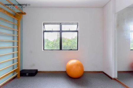 27_photo/94dce42b4f.9cd9865f92d808bd-ATLAS-e5f639b7-436e-4952-b2ba-7afa2bfc19d7.jpg de apartamento à venda com 2 quartos, 142m² em Cabral, Curitiba