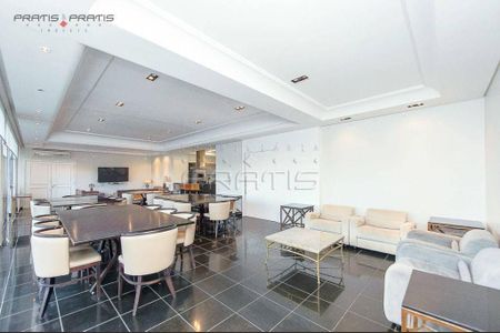 8_photo/94dce42b4f.f9df7b0999d094d4-ATLAS-2f54c6c0-e7d2-4261-871e-310b279656c9.jpg de apartamento à venda com 2 quartos, 142m² em Cabral, Curitiba