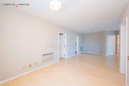 7_photo/94dce42b4f.f9df7b0999d094d4-ATLAS-73aa085d-7d3a-4312-8c9a-db574b4c3a6b.jpg de apartamento à venda com 2 quartos, 142m² em Cabral, Curitiba