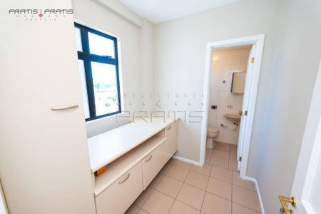 27_photo/94dce42b4f.f9df7b0999d094d4-ATLAS-98962d08-eca4-4a98-94ba-bfddbbbee32b.jpg de apartamento à venda com 2 quartos, 142m² em Cabral, Curitiba