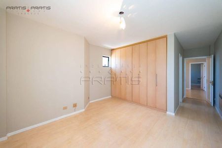 12_photo/94dce42b4f.f9df7b0999d094d4-ATLAS-d80b6f33-2466-4b06-973f-34cfd8e33d47.jpg de apartamento à venda com 2 quartos, 142m² em Cabral, Curitiba