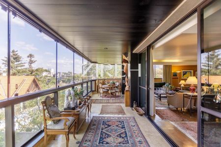 7_photo/94dce42bc1.b7b8733faed8cae6-ATLAS-841d710b-8826-45af-a416-6d28e23ea5a8.jpg de apartamento à venda com 3 quartos, 426m² em Cabral, Curitiba