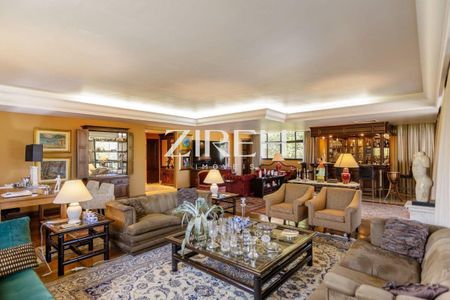 12_photo/94dce42bc1.b7b8733faed8cae6-ATLAS-bdf2da37-94b2-4535-9ac0-a15b9a7c0eab.jpg de apartamento à venda com 3 quartos, 426m² em Cabral, Curitiba