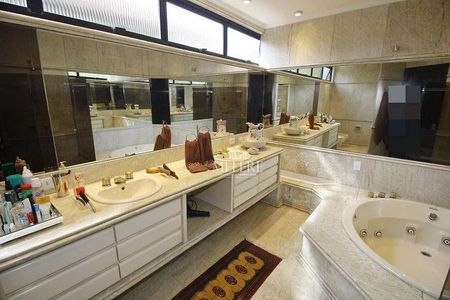 6_photo/94dce42bc5.2c35f1fde4349867-ATLAS-7a4b2496-700b-483b-9b68-e35f02bb8499.jpg de apartamento à venda com 3 quartos, 426m² em Cabral, Curitiba