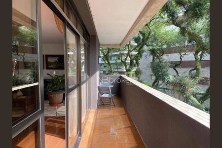 9_photo/94dce42bd3.aad613b5b4a3d2ff-ATLAS-74d69513-71b6-4b39-b9fd-1aefbf35f7c8.jpg de apartamento à venda com 5 quartos, 428m² em Cabral, Curitiba