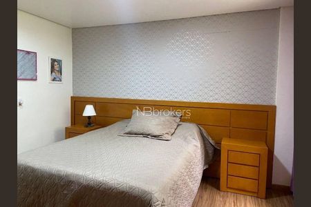30_photo/94dce42bd3.aad613b5b4a3d2ff-ATLAS-9625c564-4c97-49c0-a0f2-2c7ff03b09ec.jpg de apartamento à venda com 5 quartos, 428m² em Cabral, Curitiba