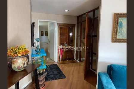 8_photo/94dce42bd3.aad613b5b4a3d2ff-ATLAS-f620e44a-38c2-48e9-9d41-d86a2d6bfca7.jpg de apartamento à venda com 5 quartos, 428m² em Cabral, Curitiba