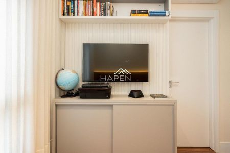 6_photo/94dce42d7d.4cea1a0b3f6bbd2f-ATLAS-2b3f5ad6-6323-464f-9d59-28e8e82898e6.jpg de apartamento à venda com 3 quartos, 104m² em Hugo Lange, Curitiba