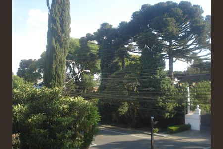 6_photo/94dce42e4d.e7390cb4c8920e14-ATLAS-155884e2-151d-484f-81c7-8eef8bb75a00.jpg de casa à venda com 3 quartos, 206m² em Cabral, Curitiba