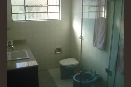 11_photo/94dce42e4d.e7390cb4c8920e14-ATLAS-baaeff06-adee-404f-acc4-b8b9e388839f.jpg de casa à venda com 3 quartos, 206m² em Cabral, Curitiba