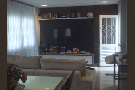 7_photo/94dce42e4d.e7390cb4c8920e14-ATLAS-f01cba99-150c-4f43-830a-d4e0da84b123.jpg de casa à venda com 3 quartos, 206m² em Cabral, Curitiba