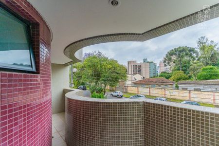 23_photo/94dce42e8b.2e763b2fe4b97092-ATLAS-e63d39d1-7ab5-41d4-ba51-890ef5a6135b.jpg de apartamento à venda com 3 quartos, 140m² em Cabral, Curitiba