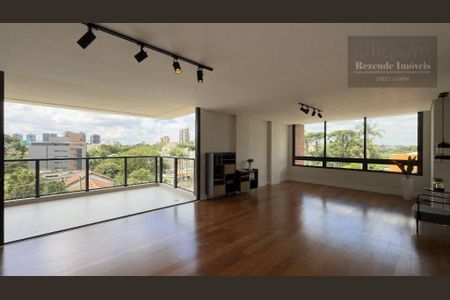 5_photo/94dce42efd.d66c675319e0dbbb-ATLAS-a7c7be37-a41a-4b62-88b4-27ced0aa04b8.jpg de apartamento à venda com 3 quartos, 370m² em Cabral, Curitiba