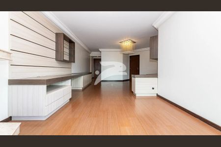 7_photo/94dce42f07.ec1252fec4c02d7f-ATLAS-f97b1311-85e2-4191-a1b9-8f992ddeeec3.jpg de apartamento à venda com 3 quartos, 147m² em Cabral, Curitiba