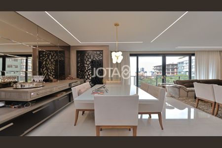 2_photo/94dce42f25.0976310f6eb0cdb3-ATLAS-0347b09b-8bdb-4df6-a9d7-a8cee1fb3e7c.jpg de apartamento para alugar com 3 quartos, 165m² em Cabral, Curitiba