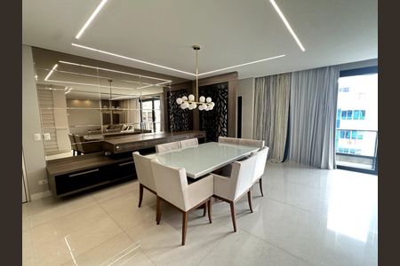 3_photo/94dce42f25.ffdd1ddaa3c736e5-ATLAS-098fc27b-841c-4a27-8d12-504c99d7c5a7.jpg de apartamento para alugar com 4 quartos, 165m² em Cabral, Curitiba