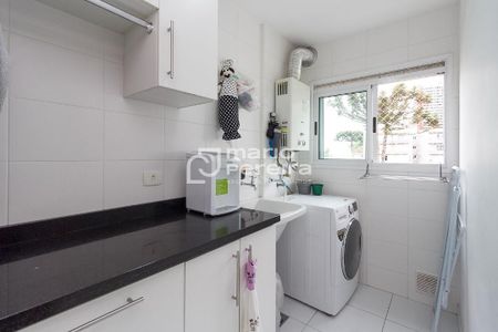 8_photo/94dce42f61.49e5f4e107e90c19-ATLAS-b12e68bb-ae76-480a-be36-2061280b30eb.jpg de apartamento à venda com 3 quartos, 91m² em Cabral, Curitiba