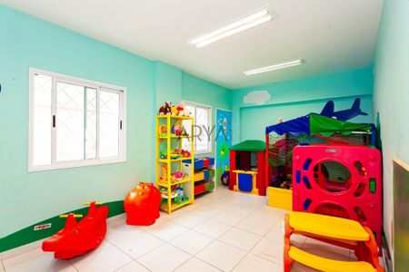 23_photo/94dce42f61.64fe81d4691abe40-ATLAS-180885ef-82b5-4e9b-a7c2-3e6ad7a4bb12.jpg de apartamento à venda com 2 quartos, 90m² em Cabral, Curitiba