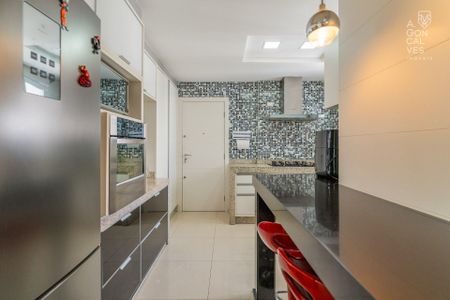 16_photo/94dce43009.4dd8c33e89e91b17-ATLAS-c43acf71-d982-4a8e-93e4-0ccd29c3f8dc.jpg de apartamento à venda com 3 quartos, 163m² em Juvevê, Curitiba