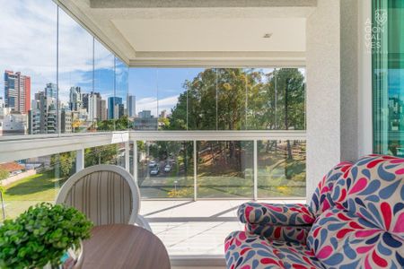 9_photo/94dce43009.4dd8c33e89e91b17-ATLAS-d3147bfa-9eb6-4d2e-8a90-e7bc61198509.jpg de apartamento à venda com 3 quartos, 163m² em Juvevê, Curitiba