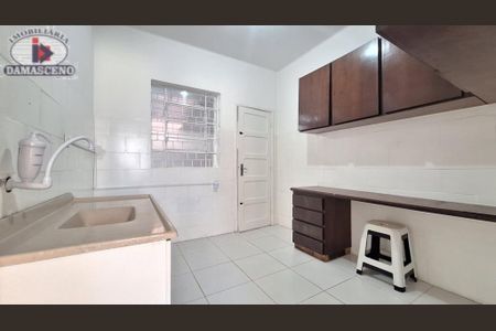 10_photo/94dce430ad.b11e47da2f540b15-ATLAS-60247ee4-36a9-428d-b52a-6dfb5ddc37d4.jpg de casa para alugar com 3 quartos, 92m² em Alto da Glória, Curitiba